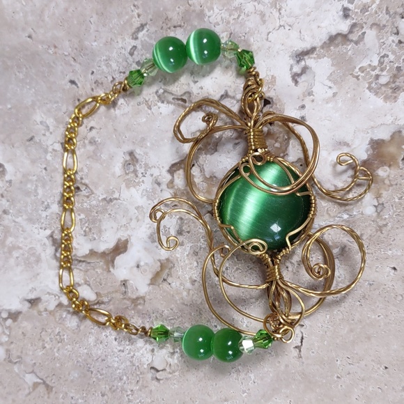 Gold Wire Wrapped Stone Bracelet - Picture 3 of 5